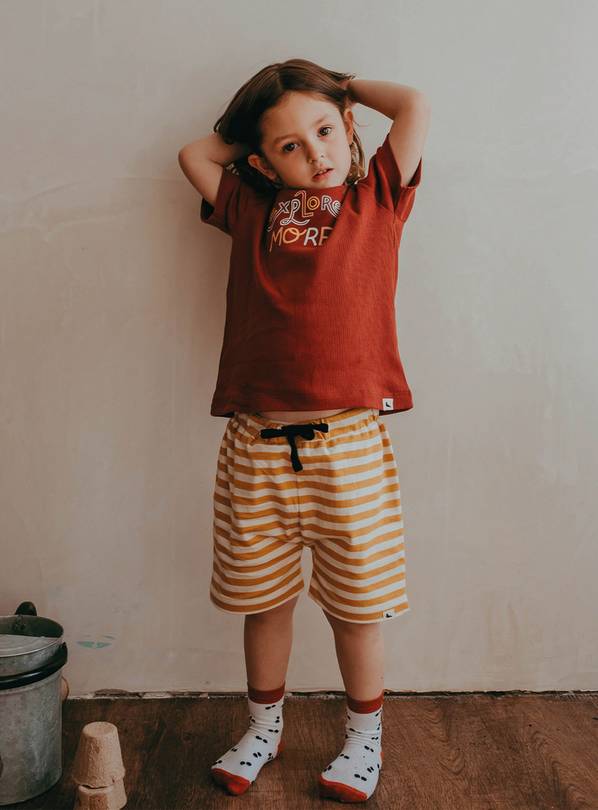 TURTLEDOVE LONDON Mustard Stripe Shorts 3-4 Years